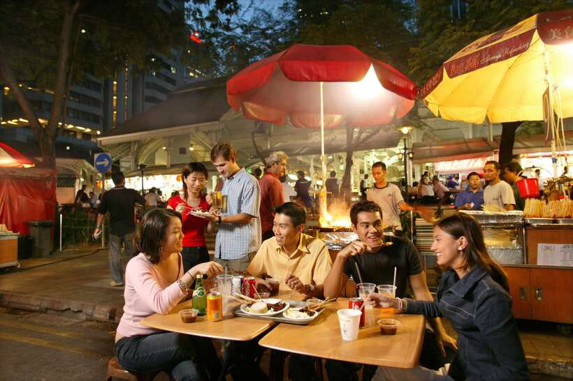 Singapore: Hawker Culture Food Tour and Sightseeing - Starting near Thian Hock Keng Temple