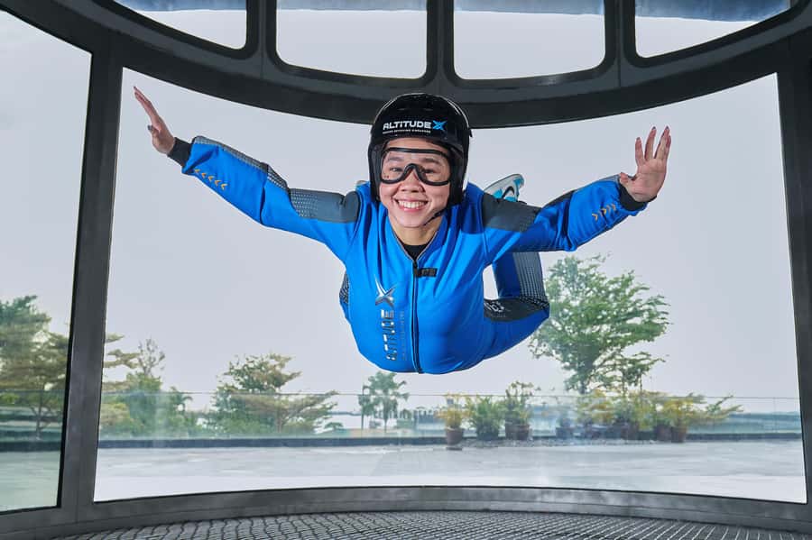Singapore: I-Fly Indoor E-Ticket for 2 Skydives - What the Singapore iFly experience is really like