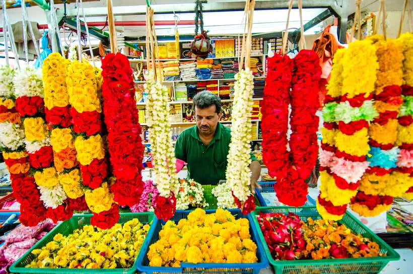 Singapore: Little India, Tekka Centre and Food Tastings Tour - Tekka Centre, where the tour begins with food