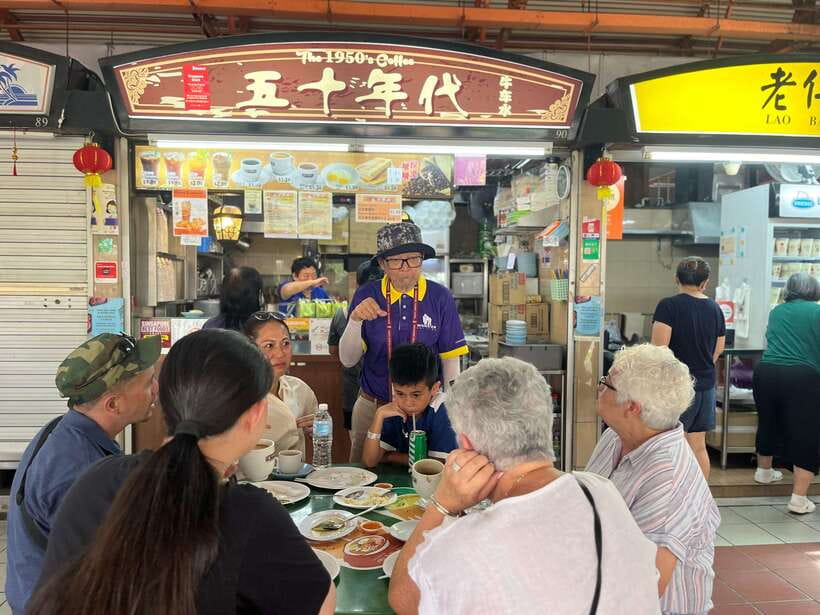 Singapore: Local Hawker Food Tour with Tastings - Hong Lim Market and Food Centre: your first taste