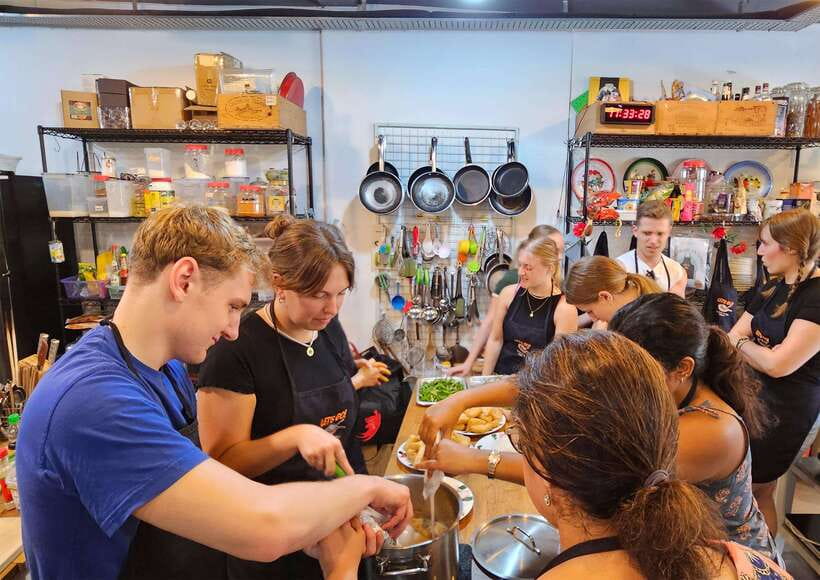 Singapore: Market-to-Table Experience and Cooking Class - What the Cooking Session Feels Like