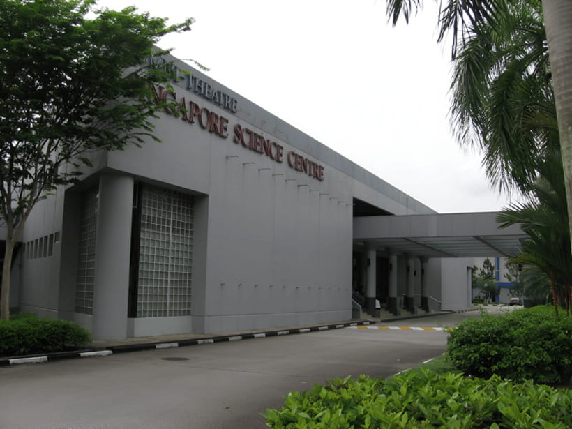 Singapore: Omni Theatre IMAX Show Admission Ticket - Five film choices, five very different trips