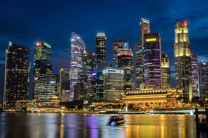 Singapore Photography Masterclass - Private Photography Lesson - Chinatown and the Buddha Tooth Relic Temple
