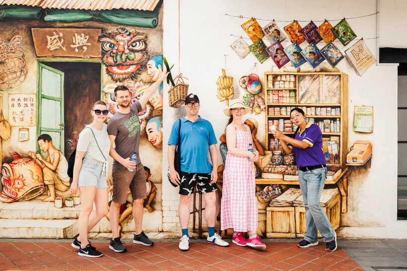 Singapore: Private Food & Heritage Walking Tour - Is $196 per person a fair price?