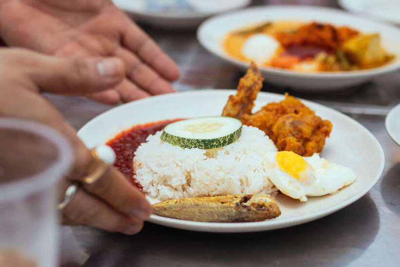 Singapore: Private Food Tour – 10 Tastings with Locals - What you actually eat during the ten tastings