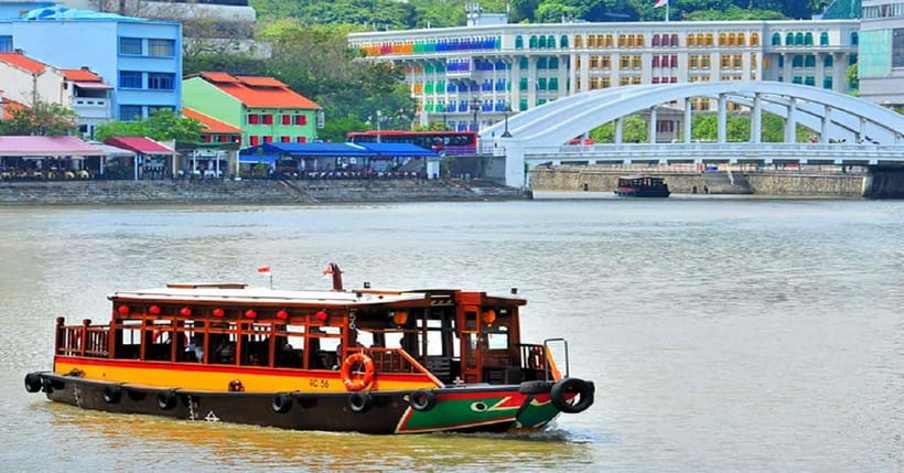 Singapore: Private Full-Day Island Tour - Little India and the 10001 Light Buddha Temple