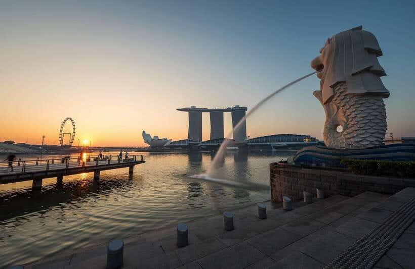 Singapore: Private Walking Tour with a Local - Where the walk can begin