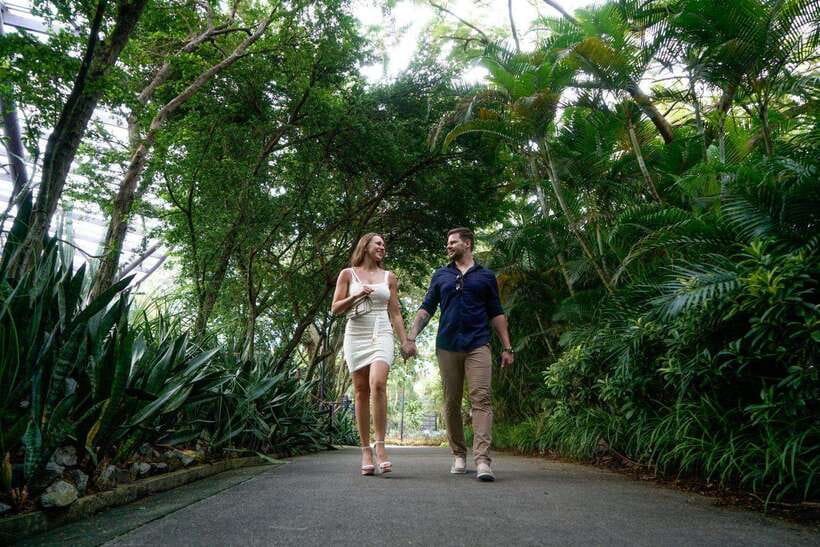 Singapore: Professional photoshoot at Gardens by the Bay - The value of $106 for a private group