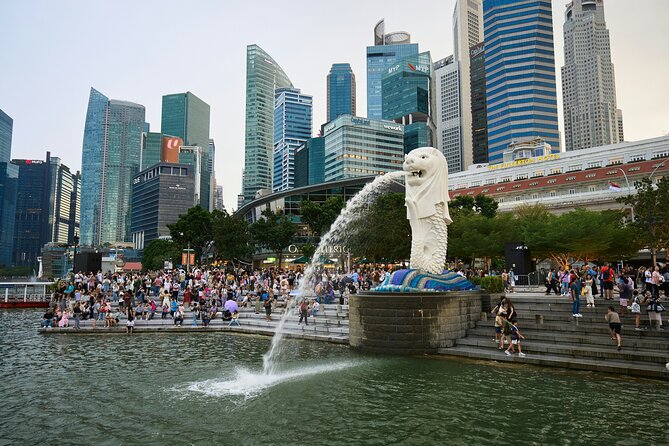 Singapore River Cruise, Night Garden Rhapsody & Spectra by CYT - Guides add much of the tour’s value