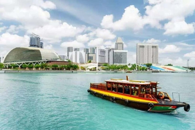 Singapore River Cruise, Spectra & Garden Rhapsody Light Show - Ending at Lau Pa Sat