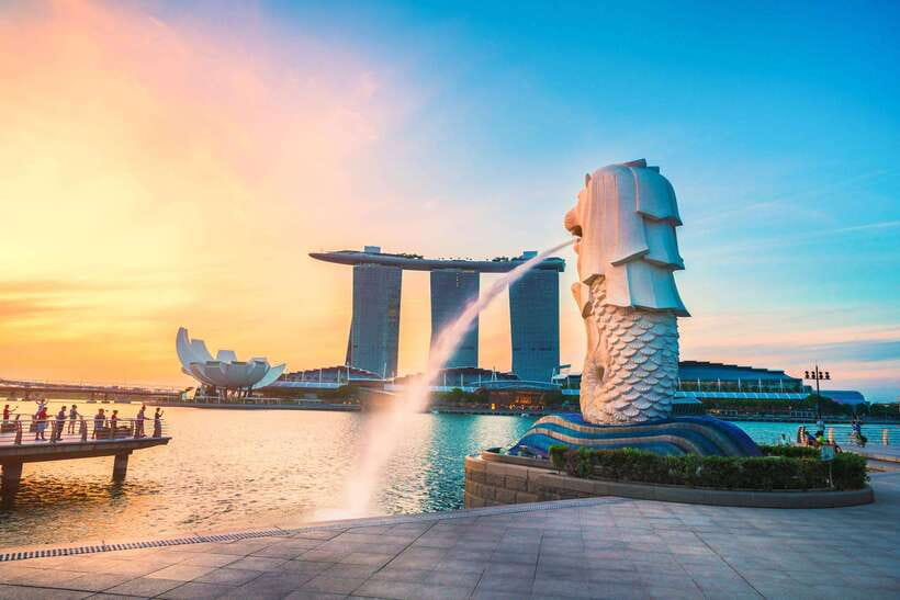 Singapore: Shared City Tour by Van/Bus - A quick ride through Singapore’s central sights