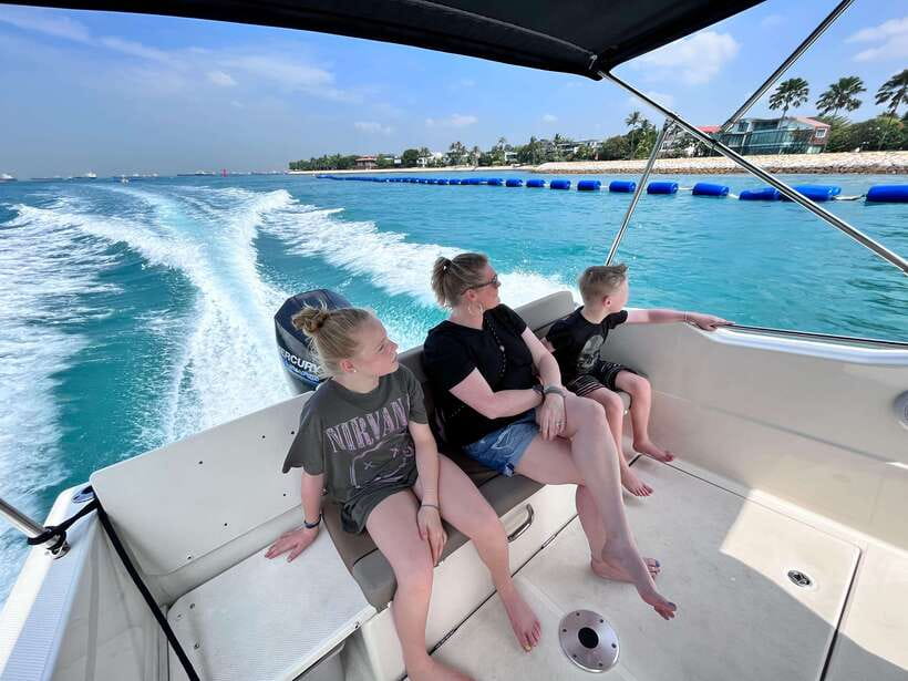 Singapore: Southern Island Speedboat Tour - Why the small group matters