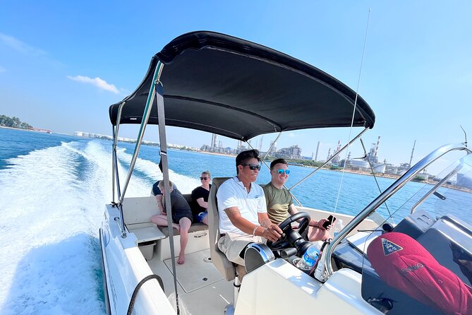 Singapore Southern Islands Speedboat Guided Tour - Lazarus Island and the photo-friendly stretch