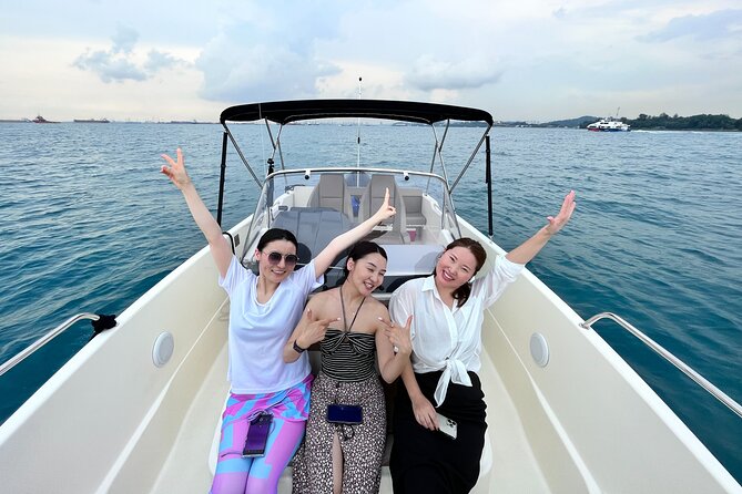 Singapore Southern Islands Speedboat Guided Tour - The first sprint across Singapore’s southern waters