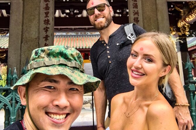 Singapore Street Food Tour with a Local: A Feast for Foodies 100% Personalized - Why a private hawker tour can be worth the cost