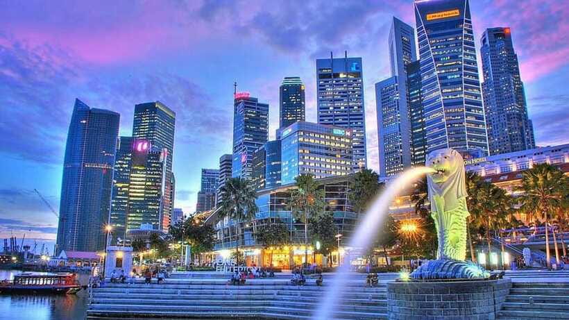 Singapore: Sunset River Cruise and Light Shows Tour - Why Singapore at night works so well