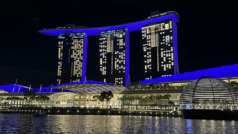 Singapore: Twilight Tour with River Cruise and Light Shows - Garden Rhapsody Beneath the Supertrees