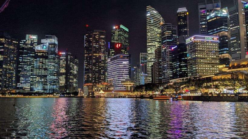 Singapore Twilights with River Cruise & Light Shows - Clarke Quay and a 30-minute Singapore River Cruise
