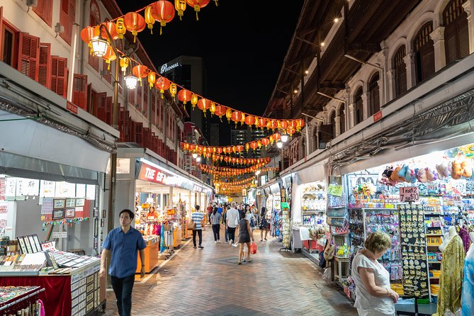 Singapore: UNESCO Street Food & Cultural Experience - Gerry’s guiding style is part of the value