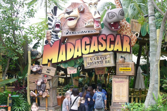Singapore Universal Studio & S.E.A Aquarium-COMBO One-Day Pass(Shared transfer) - Who should book this experience?