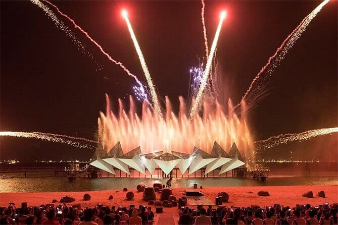 Singapore: Wings of Time Show Entry Ticket - A sea-facing show with a simple story
