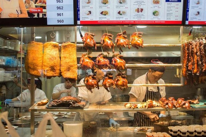 Small Group: Michelin and Local Hawker Food Tour with 9 tastings - Chinatown, where food tells the city’s story