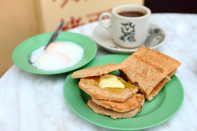 Small Group: Michelin and Local Hawker Food Tour with 9 tastings - Sago Street and the stories of early immigrants