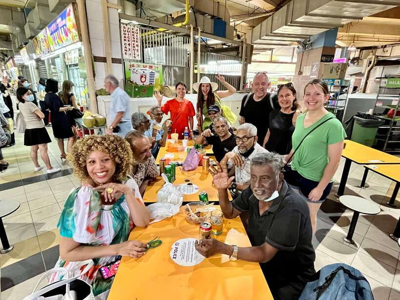 Street Food, Cultural & Historical Tour of 3 Ethnic Quarters - Three neighborhoods, one useful introduction to Singapore