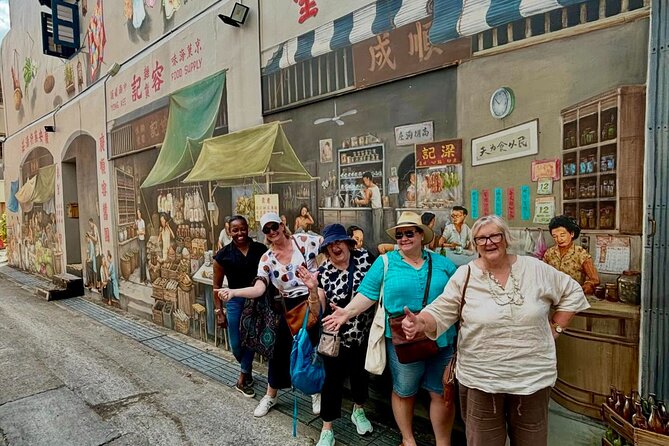 Tasting Trails: Chinatown, Little India & Kampong Glam, Haji Lane - Buffalo Road and Tekka Place add everyday life