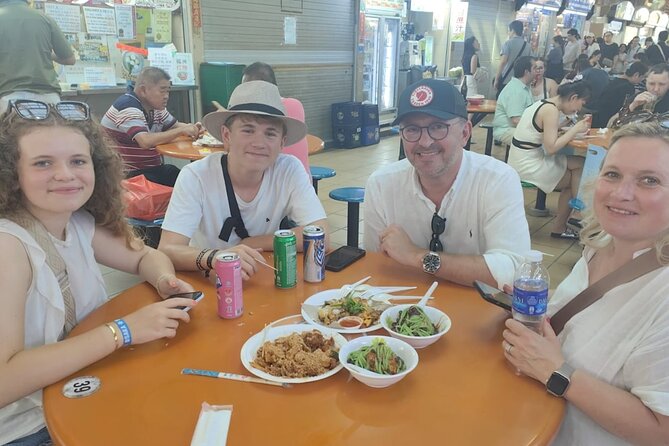 Tasting Trails: Chinatown, Little India & Kampong Glam, Haji Lane - Four hours means a brisk route