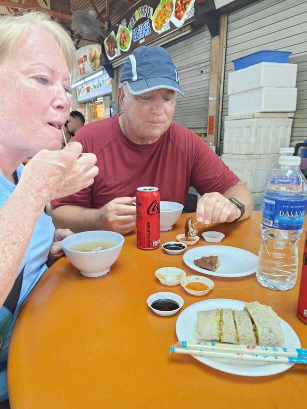 UNESCO Hawker Culture: Chinatown Food Tasting Tour - The guides are a major part of the value